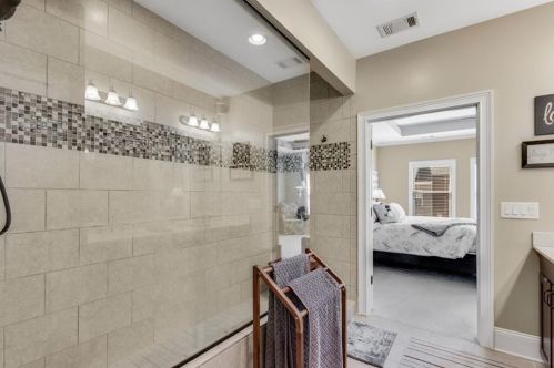 3639 Brookleigh Ln, Atlanta GA  30319-2219 exterior