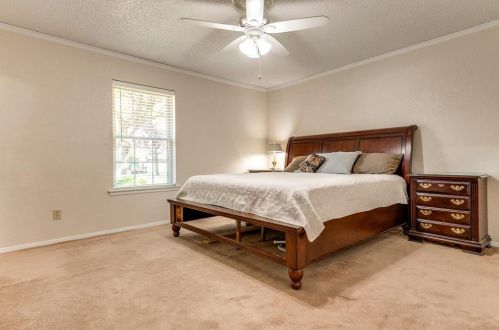 8604 Brook Ridge Dr, Fort Worth TX  76182 exterior