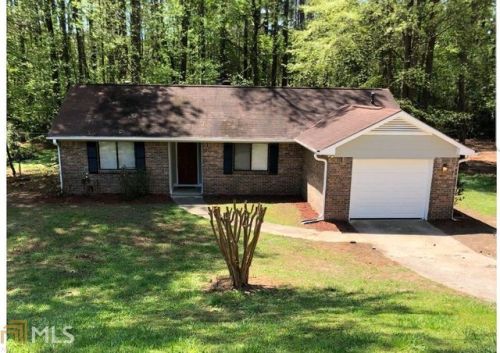 2487 Crumps Landing Rd, Lithonia, GA 30039-4270