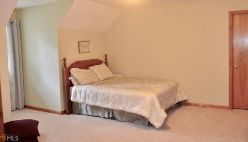 60 Brooks Dr, Stockbridge GA  30281-1855 exterior