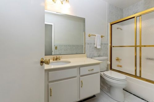 1181 Tiger Tail Dr, Riverside CA  92506-5423 exterior