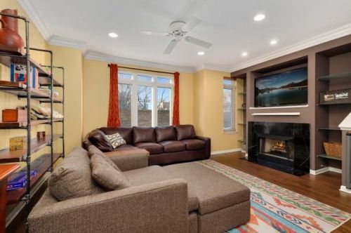 2335 Lister Ave, Chicago, IL 60614-5345