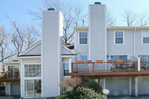 19 Green Heron Dr, Hackettstown NJ  07840-3300 exterior