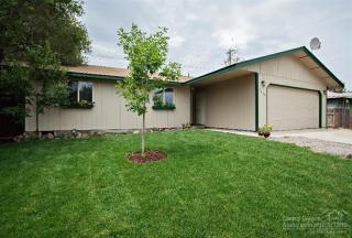 2640 Fissure Loop, Eagle Crest OR  97756-8837 exterior