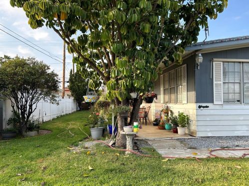 20330 Avenida Hacienda, Riverside CA  92508-2407 exterior