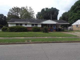 1858 Lausanne St, Memphis, TN 38117-7418