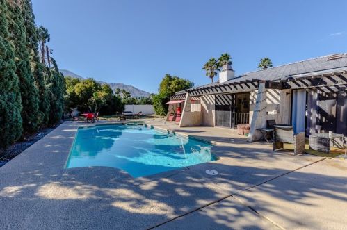 1375 Caleta Way, Palm Springs, CA 92262-3321