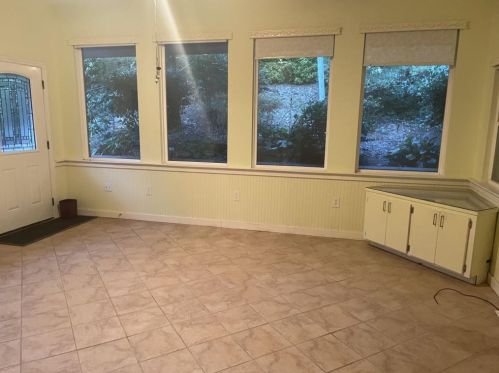 1373 Carolyn Dr, Atlanta GA  30329-3546 exterior