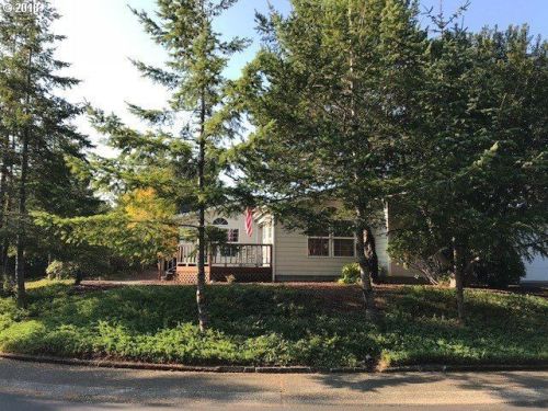 403 Sherwood Loop, Florence, OR 97439-8874