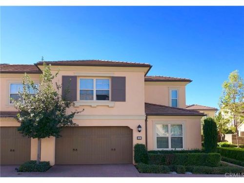 32 Lacebark, Irvine, CA 92618-2243