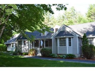 89 Old Fort Ln, Goffstown, NH 03046-4722