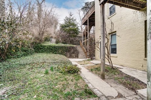 4910 Eastern Ave, Cincinnati OH  45208-4449 exterior