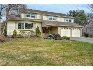 131 Meadowgate St, Hartford, CT 06109-3740