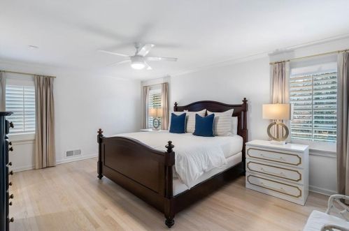 2787 Margaret Mitchell, Atlanta GA  30327-1852 exterior