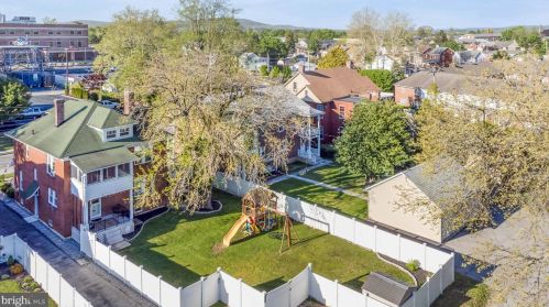 313 Stock St, Hanover PA 17331-2227 exterior