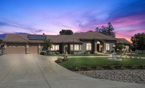 12340 Highland Estates Ln, San Martin, CA 95046-9100