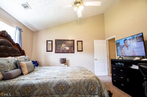 6063 Creekview, Rex GA 30273 exterior