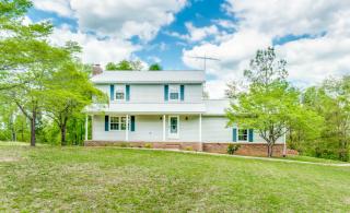 189 Booger Ridge Ln, Gainesboro, TN 38562-5152