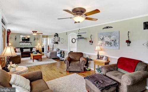 716 Paradise Rd, Aberdeen MD  21001-1613 exterior