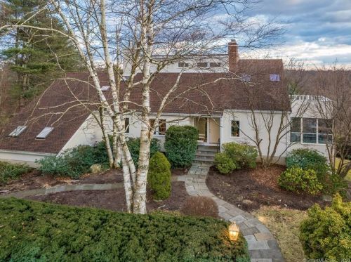 51 Keelers Ridge Rd, Wilton, CT 06897-1608