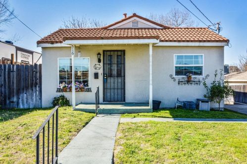 516 6th Ave, Valley Home, CA 95361-2746
