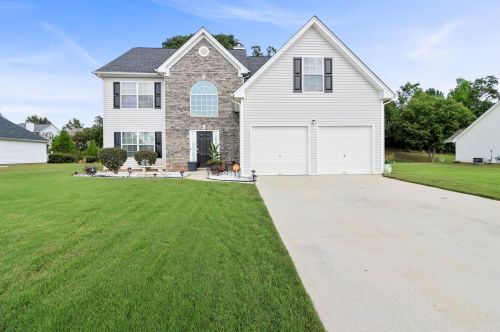 12952 Hill Dr, Hampton, GA 30228-3432