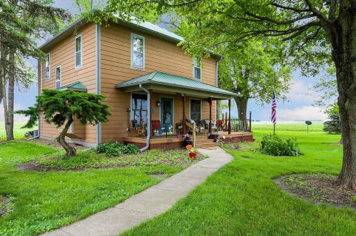 750 County Road 200, Ivesdale, IL 61851-9722