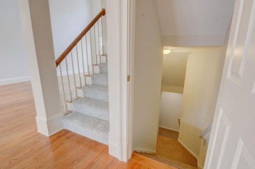 305 Hunting View Ct, Atlanta GA  30328-2779 exterior