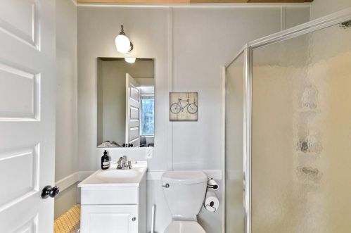 356 Ferguson St, Atlanta GA  30307-2085 exterior