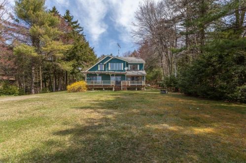 87 Ashuelot Dr, Washington, NH 03280-3456