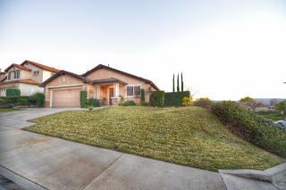 29537 Crest View Ln, Highland, CA 92346-7714