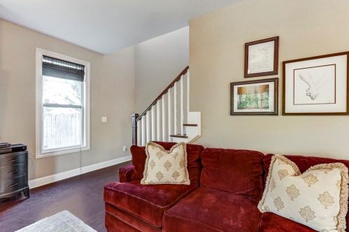 2554 Edwards Dr, Atlanta GA  30318-1111 exterior