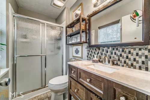 6050 Katherine Rd, Rex GA 30273-1122 exterior