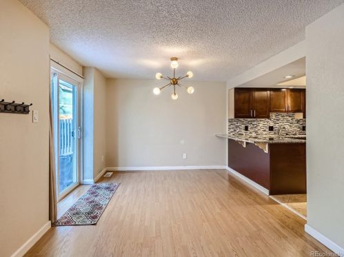 3014 Macon Cir, Aurora CO 80014-3092 exterior