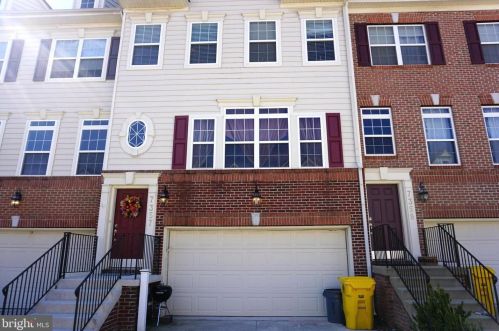 7357 Mockingbird Cir, Glen Burnie, MD 21060-8422