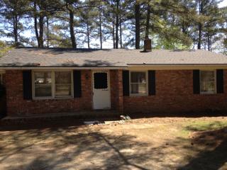 132 Circlewood Dr, Rockingham, NC 28379-3950