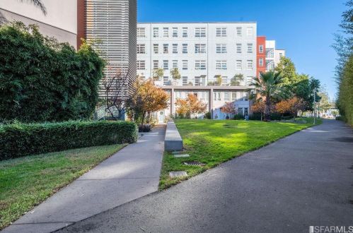888 7th St, San Francisco CA  94107-1584 exterior