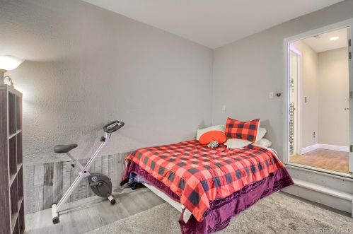 15972 Nichols Ave, Englewood CO 80112-4640 exterior