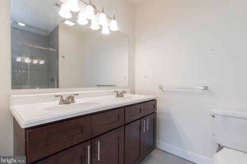 1338 22nd St, Philadelphia PA 19146-4241 exterior