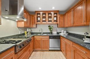 925 Echo Dr, Los Altos CA  94024-4874 exterior