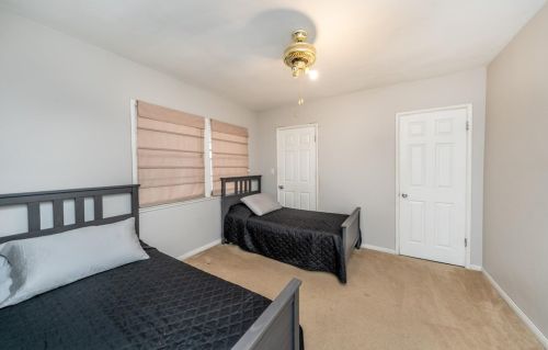 5318 Rochester St, Riverside CA  92504-2136 exterior
