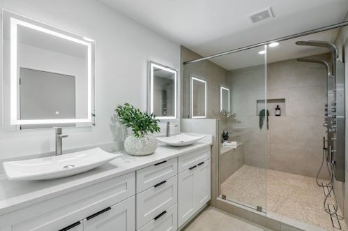 818 Flat Shoals Way, Atlanta GA  30316-2138 exterior