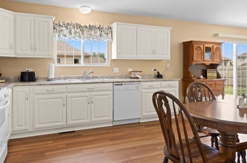 21538 Trick Circle Ct, Lorenzo, IL 60481-1087