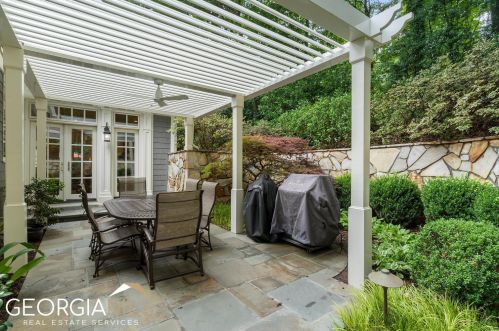 2990 Margaret Mitchell Dr, Atlanta GA  30327-1708 exterior