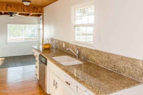 2368 Teasley St, Glendale CA  91214-2222 exterior