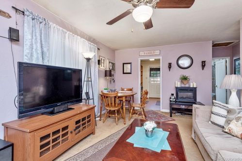 1242 Del Mar Pkwy, Denver CO 80010-3352 exterior