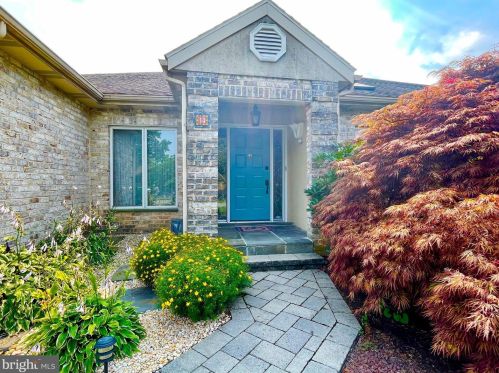 14 Jefferson Pl, New Schaefferstown, PA 19506-9532