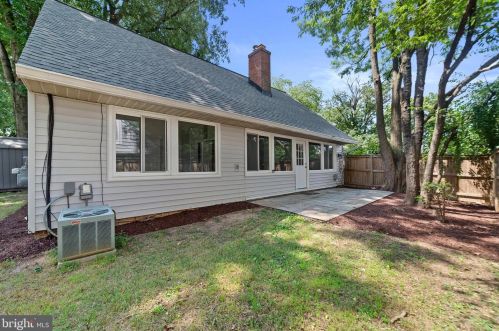 1806 Tilton Dr, Silver Spring MD 20902-4010 exterior