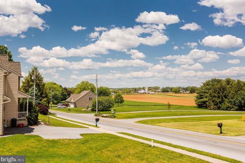 2355 View Rd, Lancaster PA  17602-1844 exterior