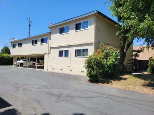 1493 Marclair Dr, Concord, CA 94521-2804